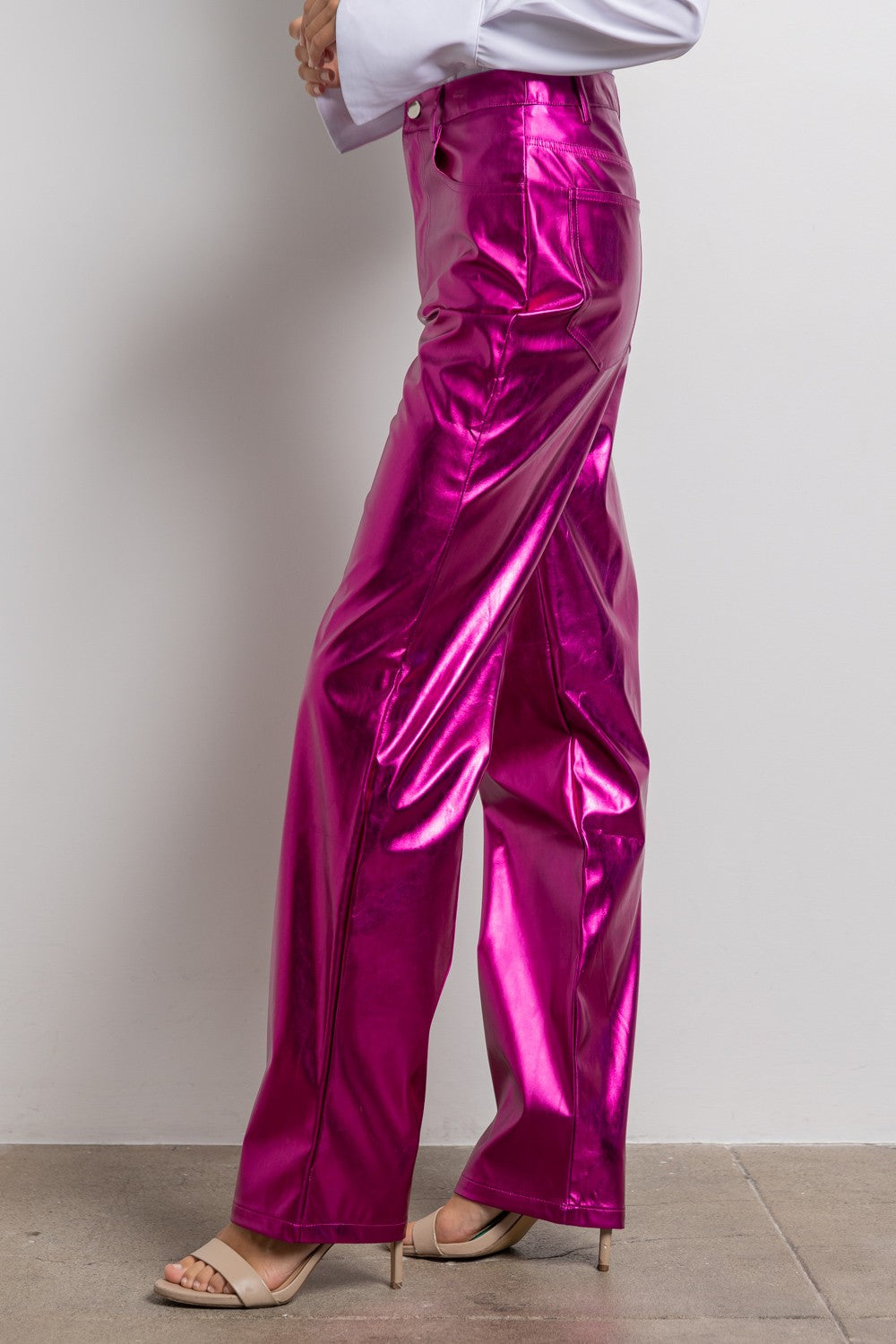 Pantalón metálico