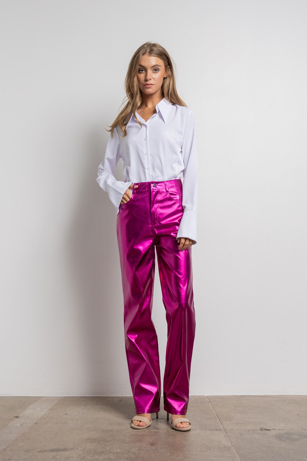 Pantalón metálico