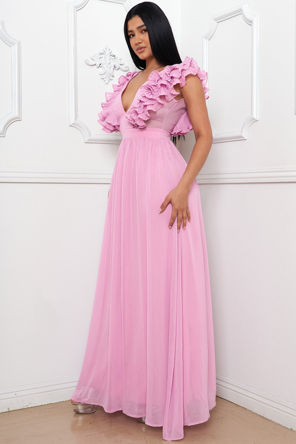 Vestido escote de olanes