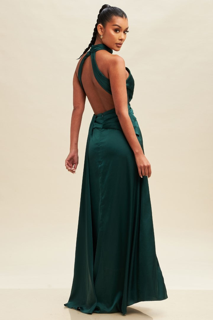 Vestido halter con fruncido