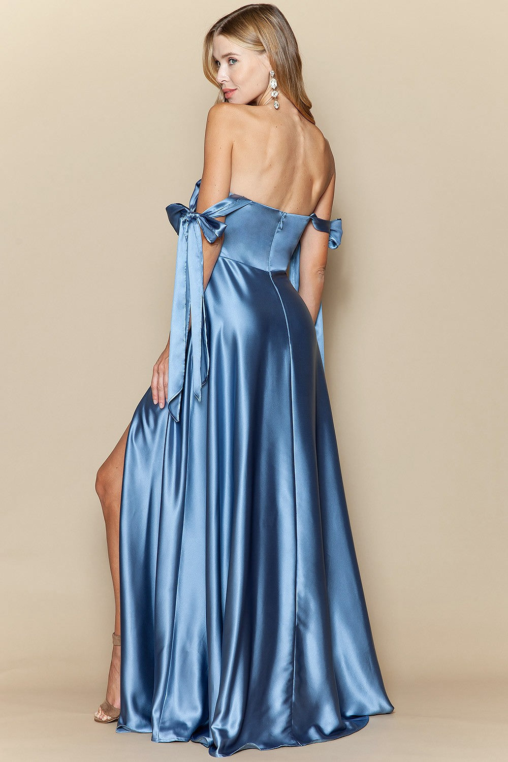 Vestido moños