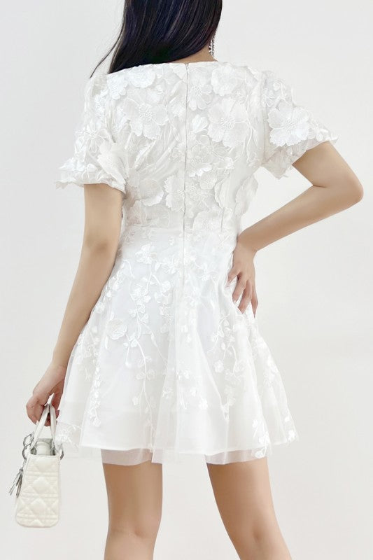 Vestido flores 3D