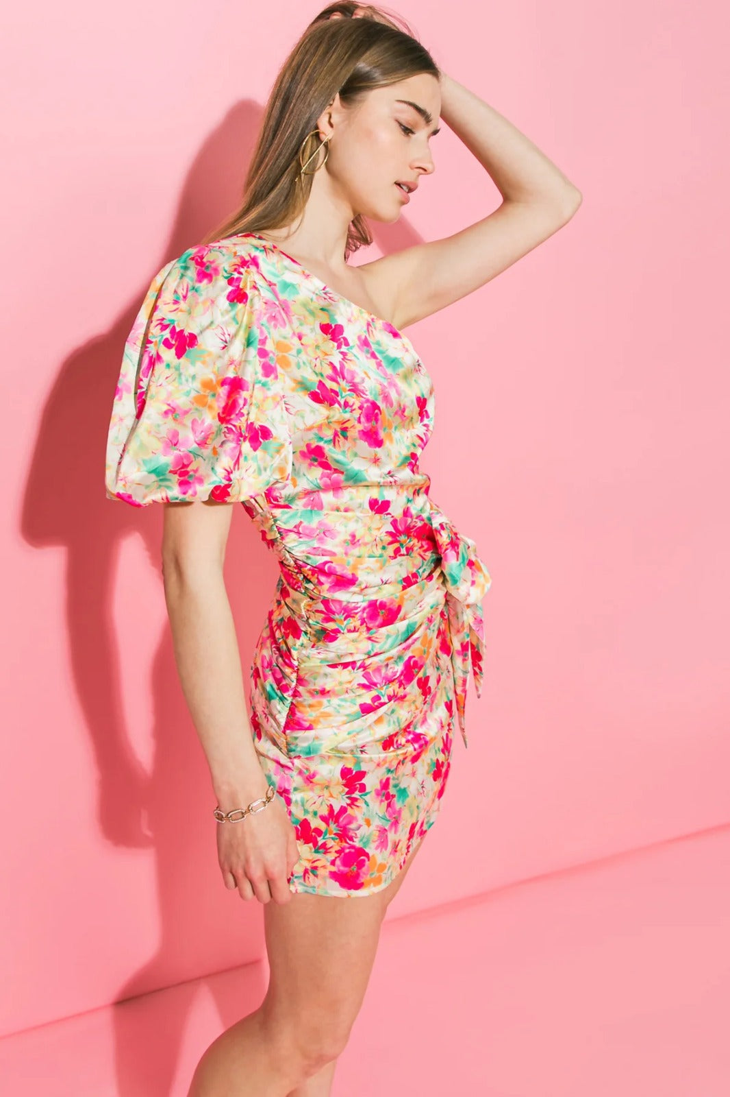 Vestido floral corto