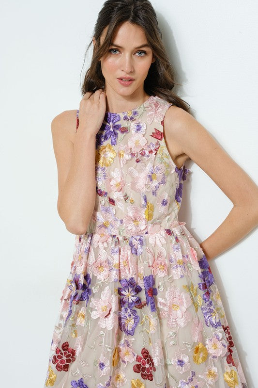 Vestido flores 3D