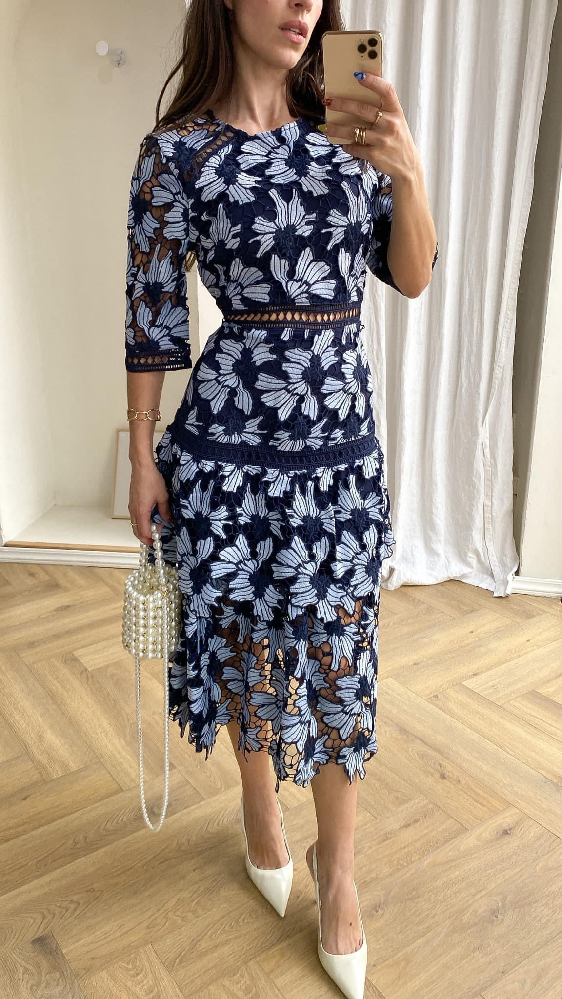 Vestido liso guipiur