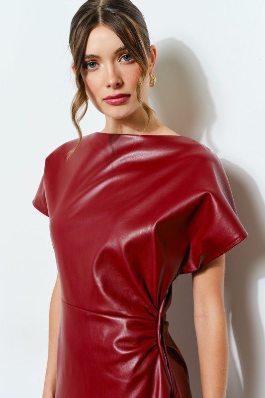 Vestido vinipiel
