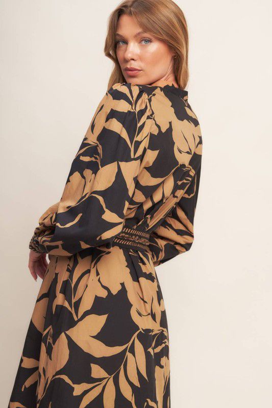 Vestido hojas camel