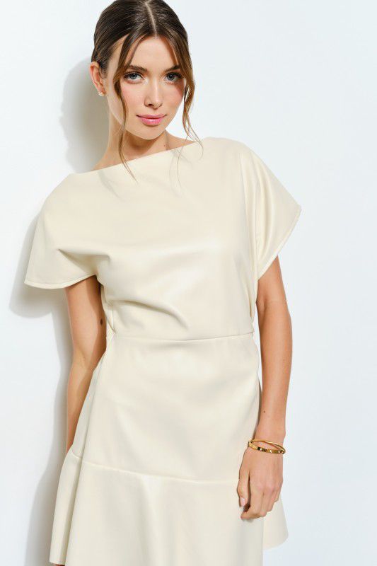 Vestido vinipiel