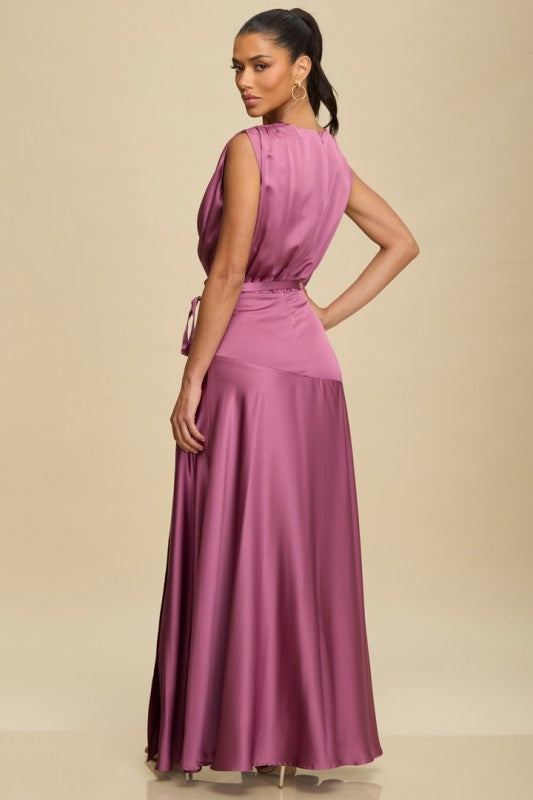 Vestido satín escote