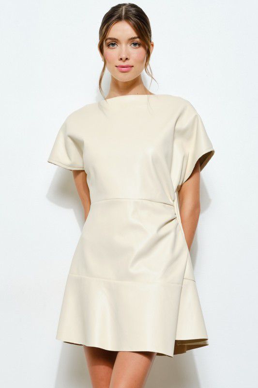 Vestido vinipiel